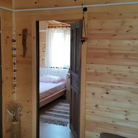 Nil House Apart